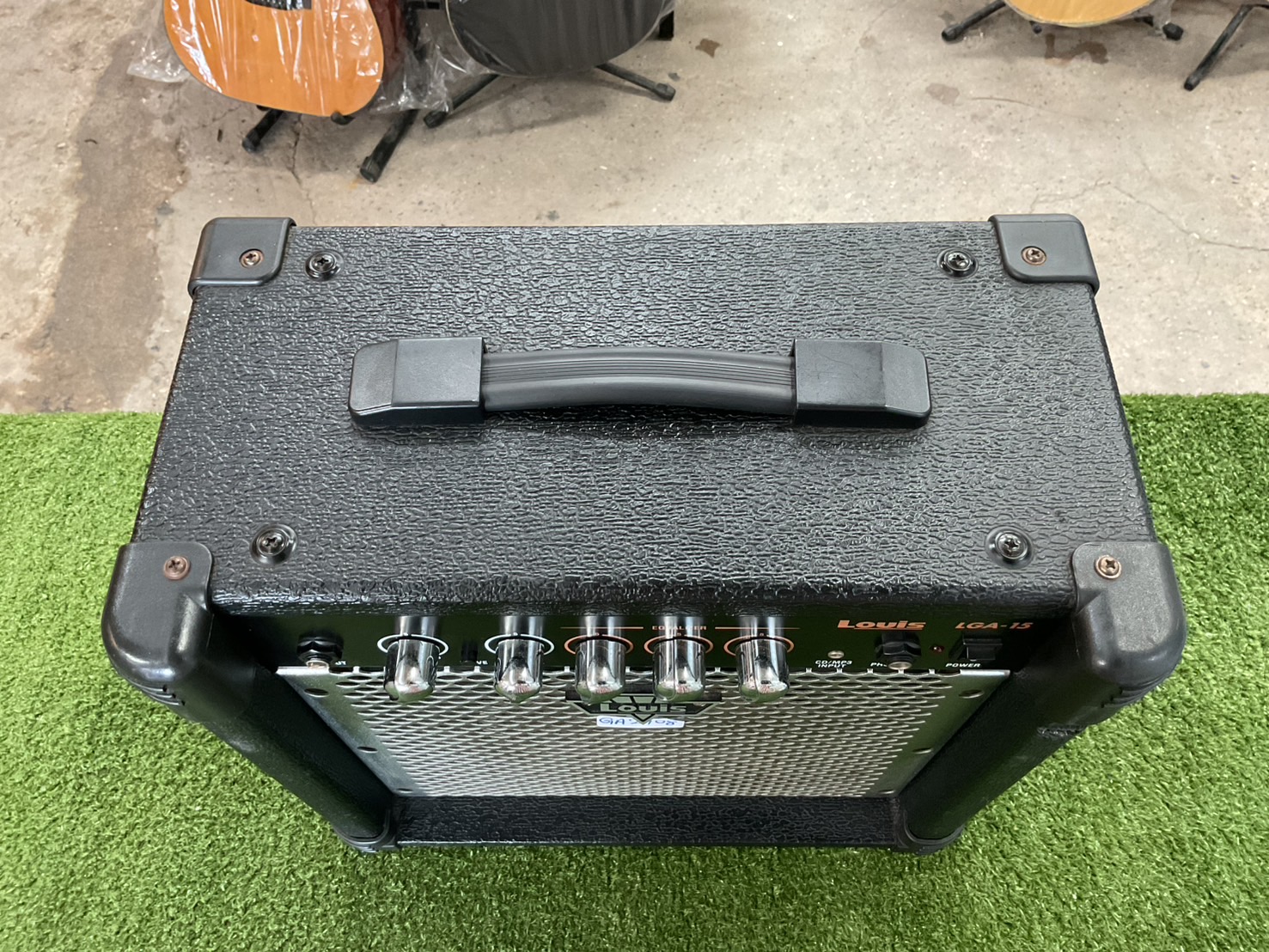 แอมป์กีต้าร์ LOUIS : LGA-15