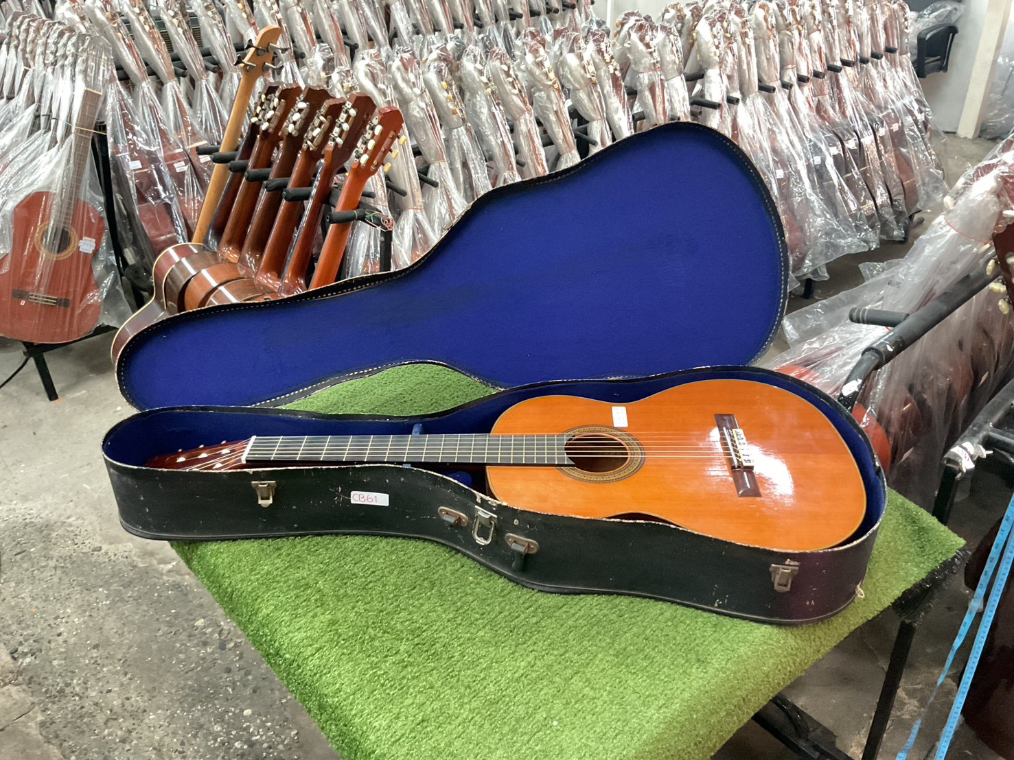 กล่องเคสกีต้าร์คลาสสิค