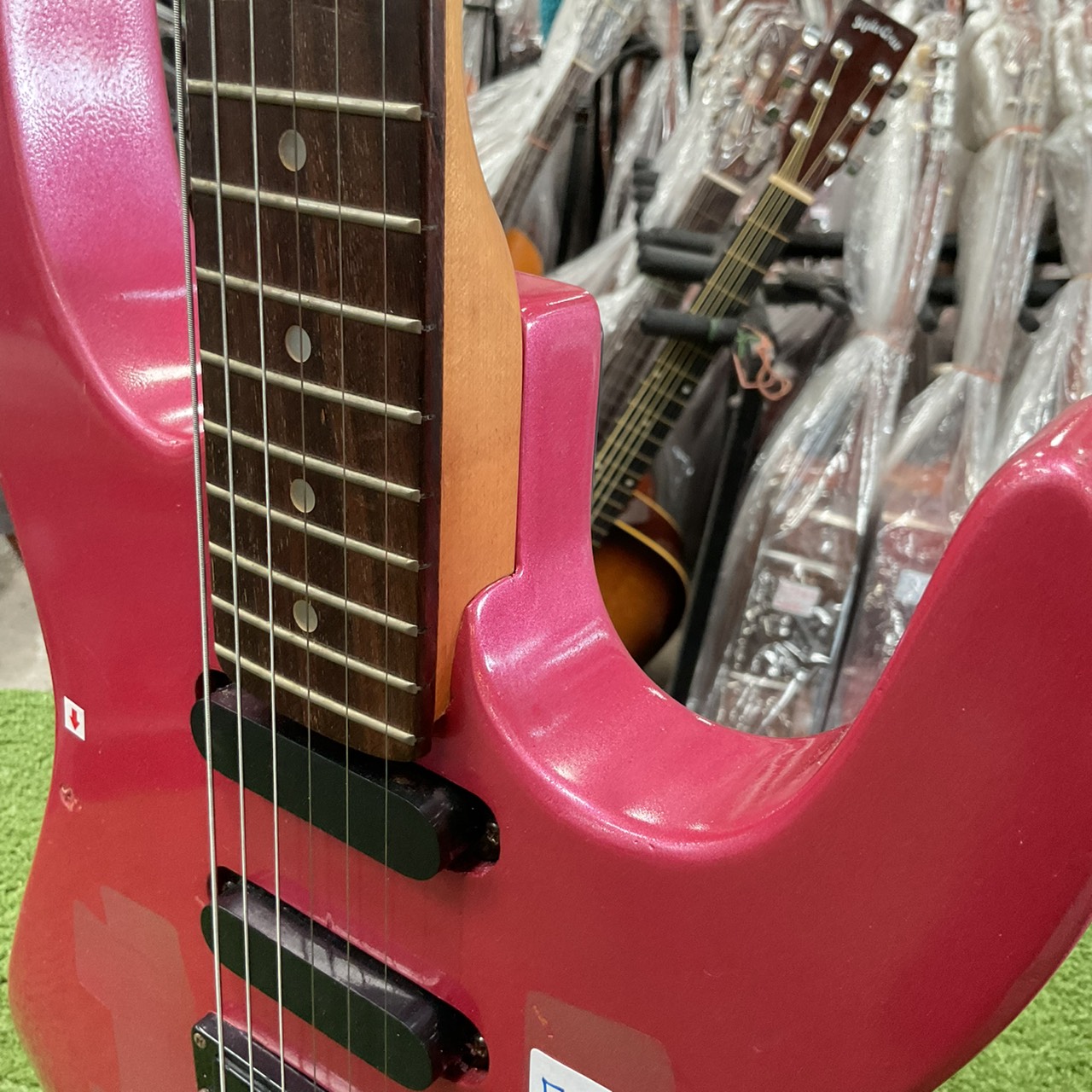 กีต้าร์ไฟฟ้า No Brand