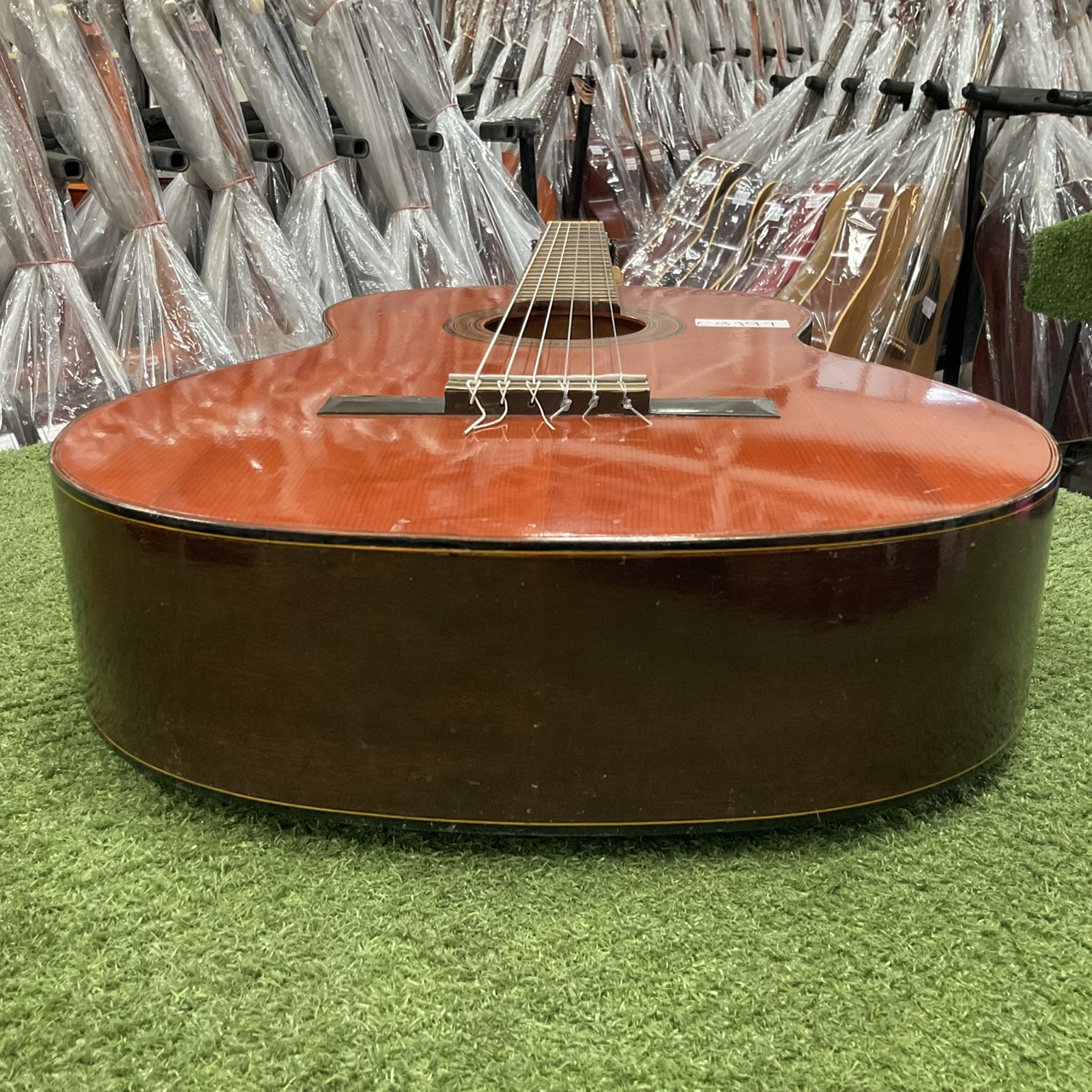 กีต้าร์คลาสสิค YAMAHA : G-70D