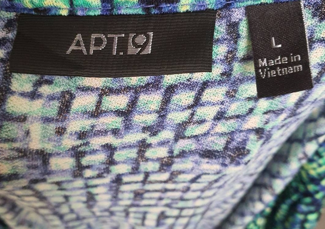 FF05516 เดรสแฟชั่น มือสอง สีเขียวลาย แบรนด์APT.9