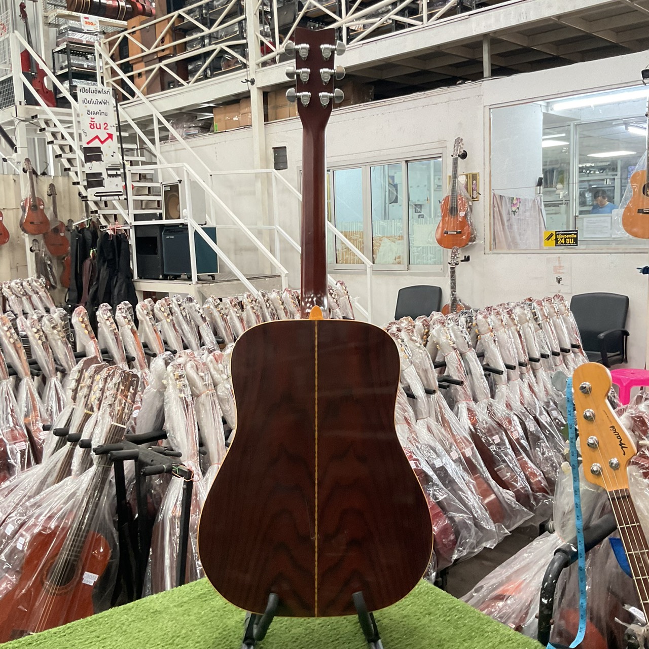 กีต้าร์โปร่ง YAMAHA : FG-251