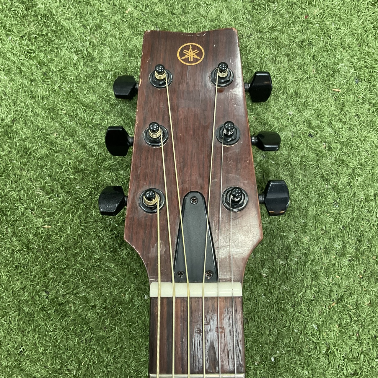 กีต้าร์โปร่ง YAMAHA : FG-200J