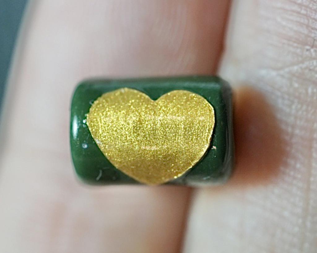 ตะกรุดแสนรัก (สีเขียว) So Much Love Takrud. (green color) SKU-03311