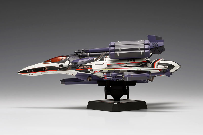 Macross Frontier VF-171EX Armed Nightmare Plus [Alto Custom] 1/72 Plastic Model(Pre-order)