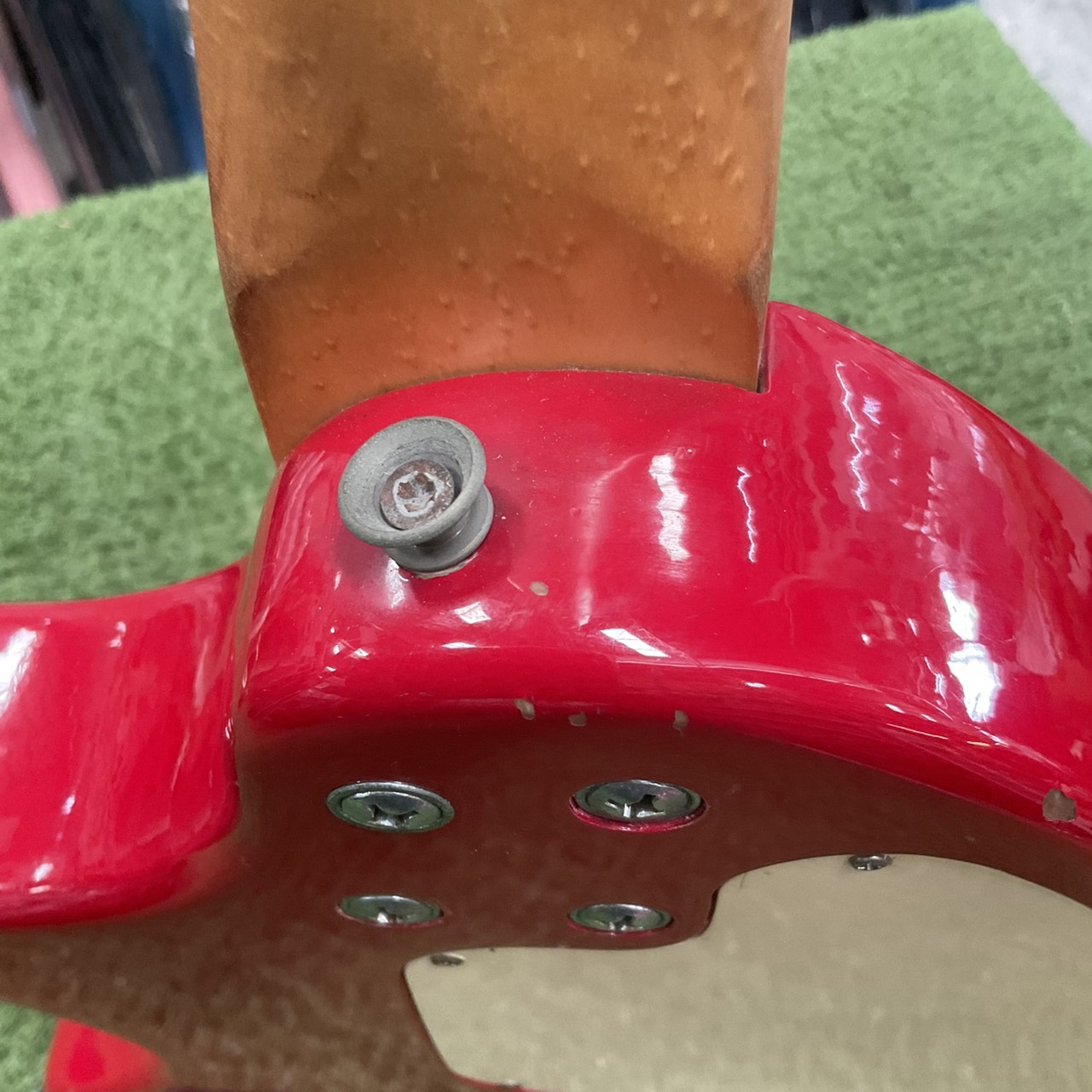 กีต้าร์ไฟฟ้า FERNANDES