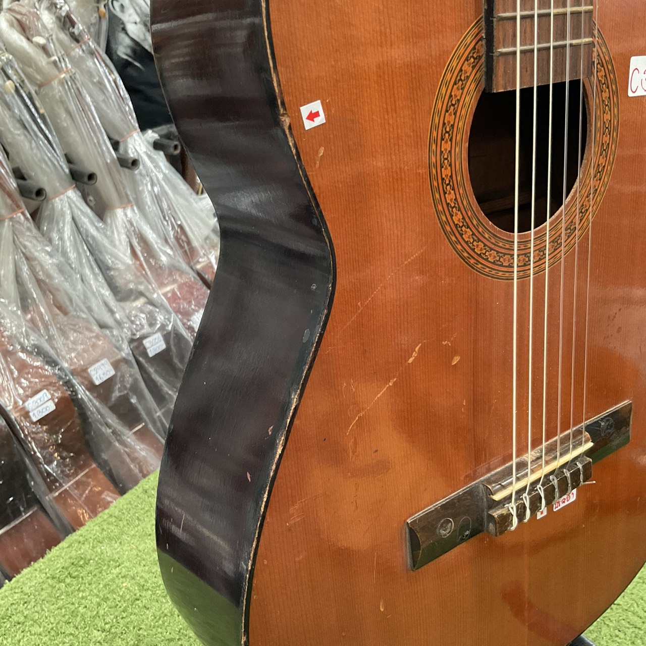 กีต้าร์คลาสสิค PIRLES