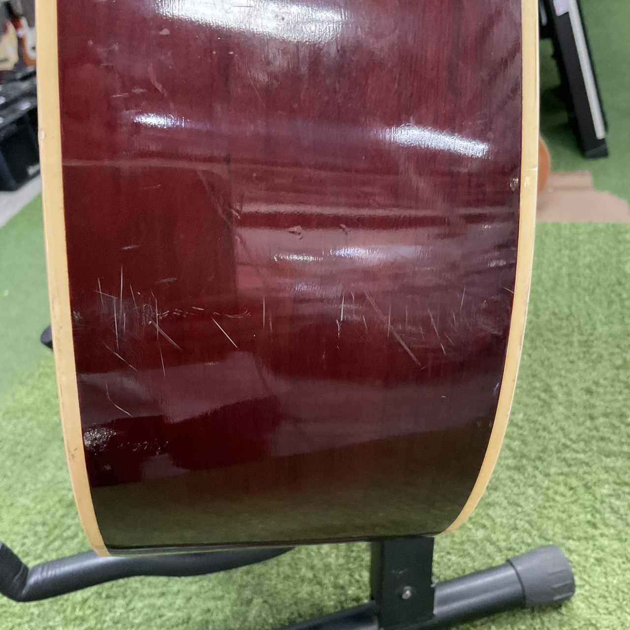 กีต้าร์โปร่ง Aria : W-180