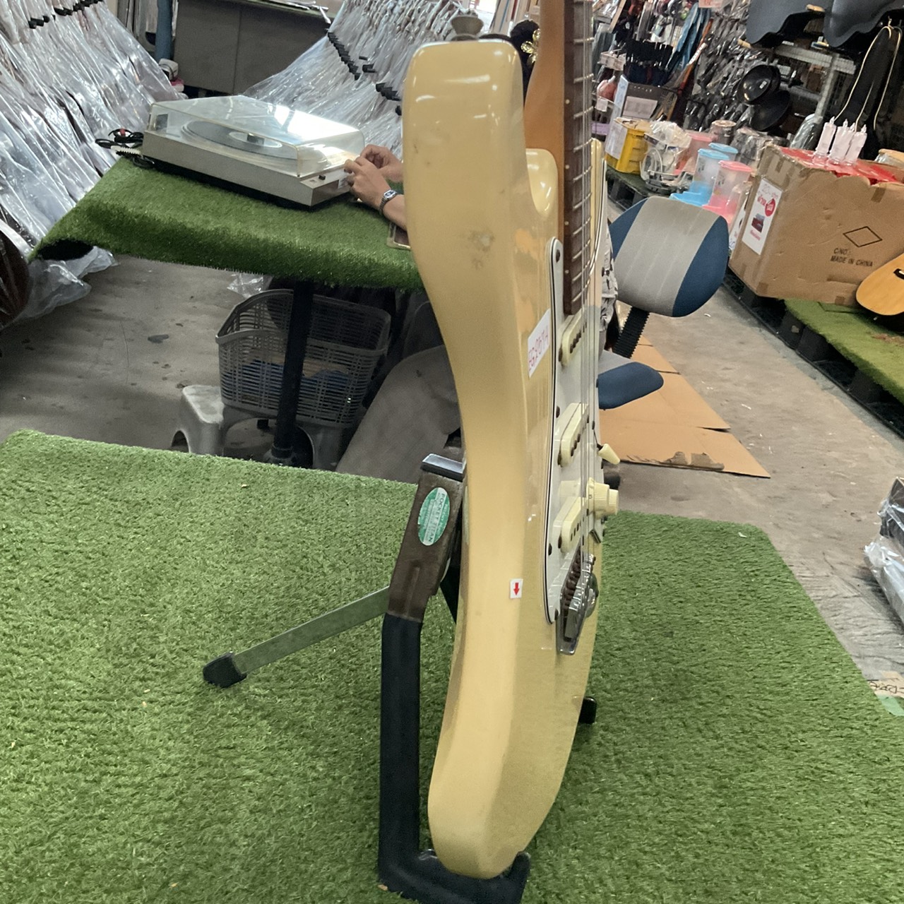 กีต้าร์ไฟฟ้า SELDER