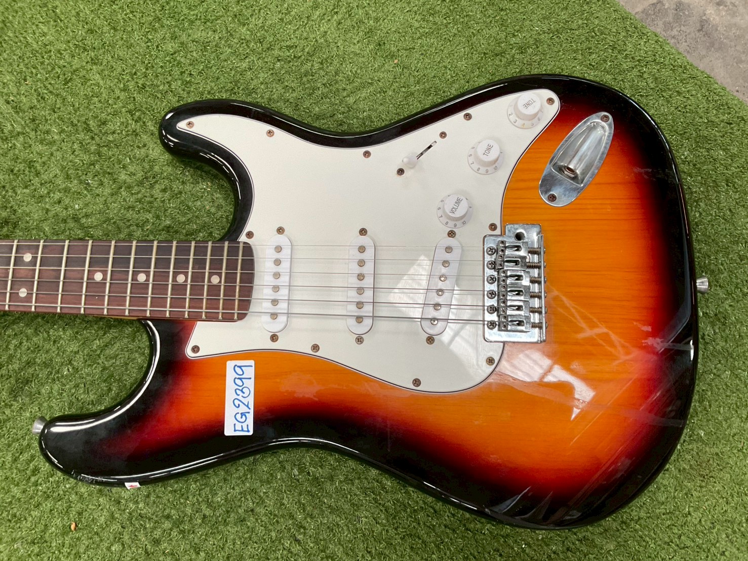 กีต้าร์ไฟฟ้า SELDER