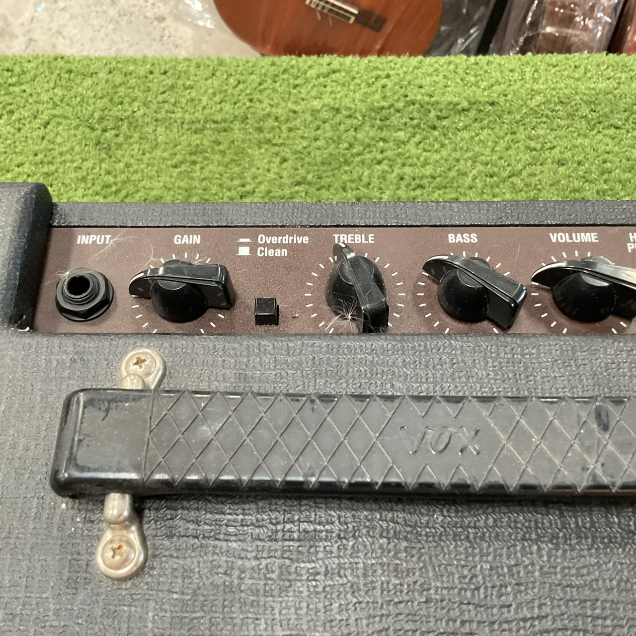 แอมป์กีต้าร์ VOX : Pathfinder10 V9106