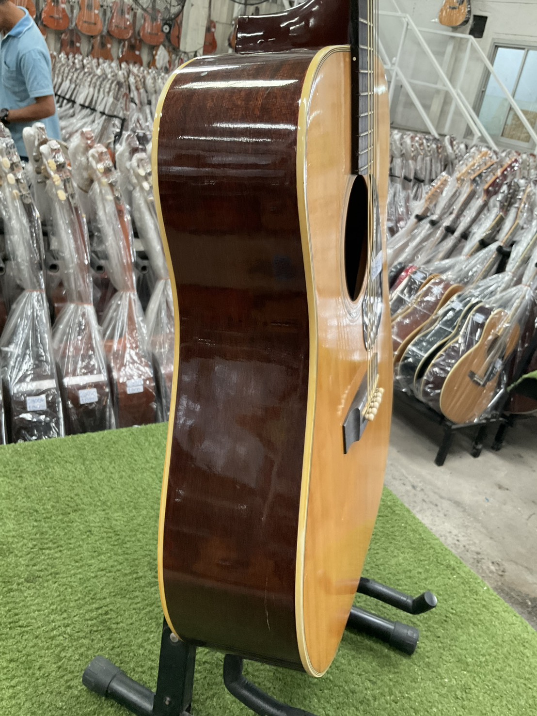 กีต้าร์โปร่ง No Brand