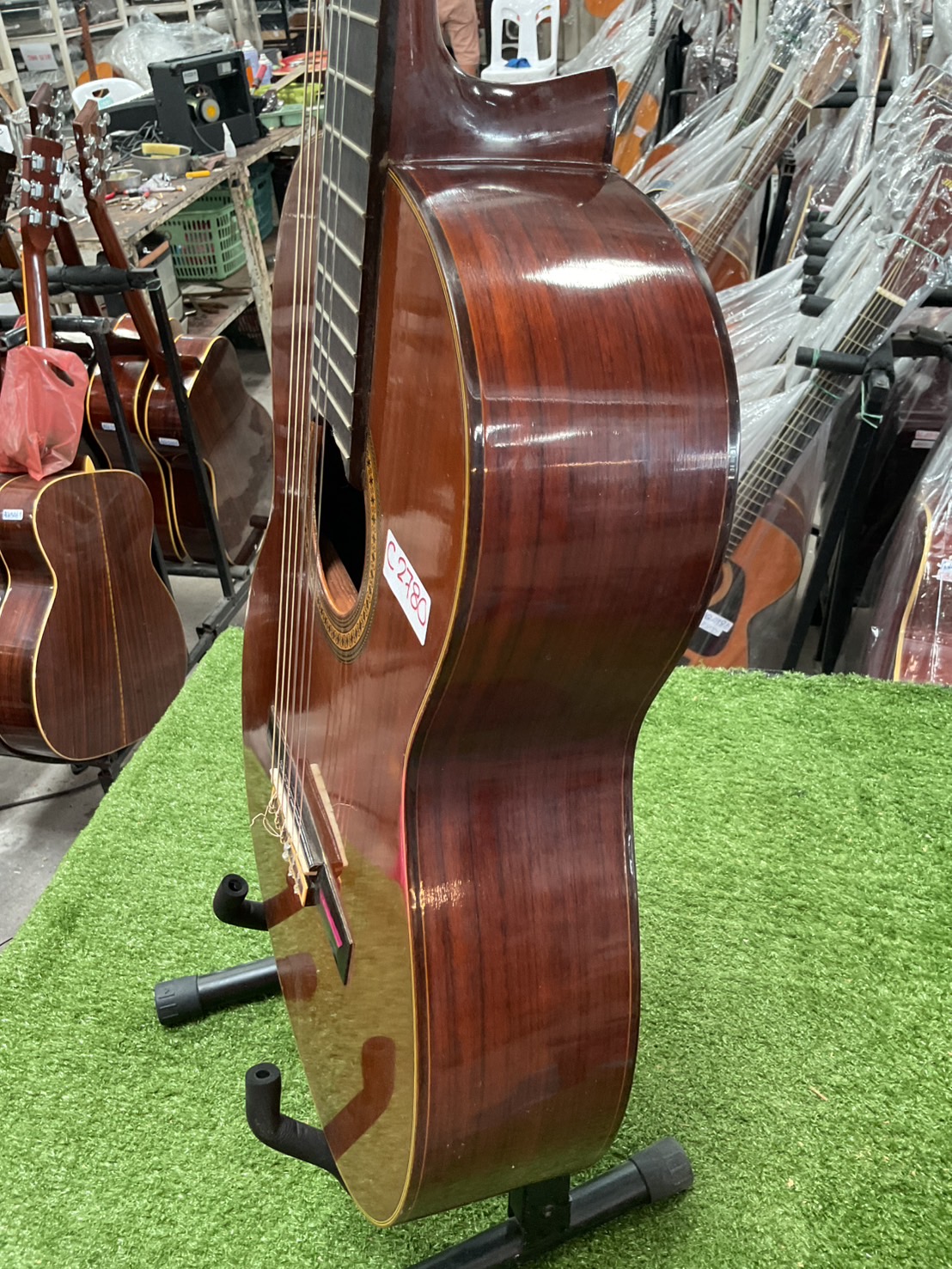 กีต้าร์คลาสสิค YAMAHA : C-200