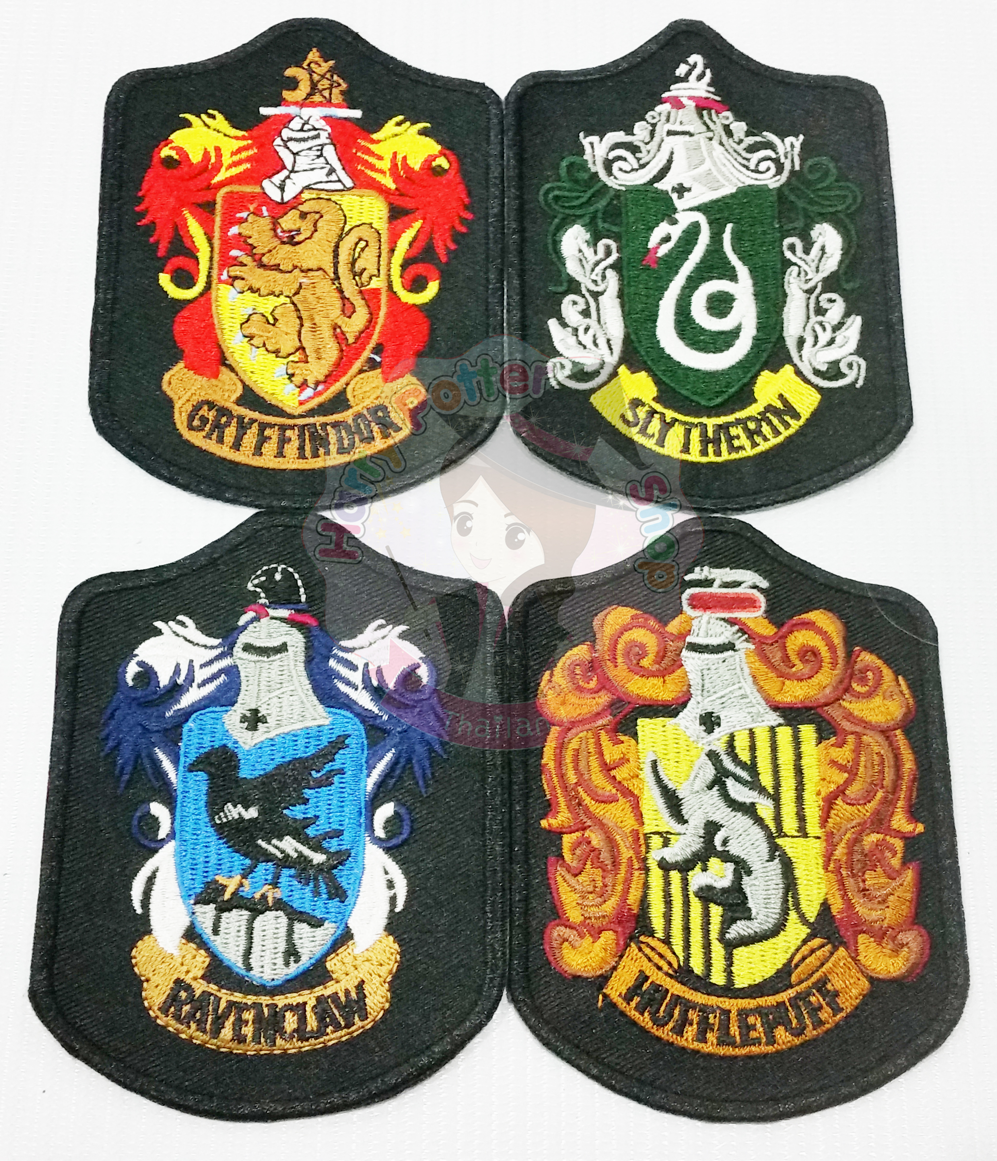 อาร์มติดเสื้อแฮร์รี่พอตเตอร์ พื้นดำ *มีกาวด้านหลัง ขนาด 7x10 cm.