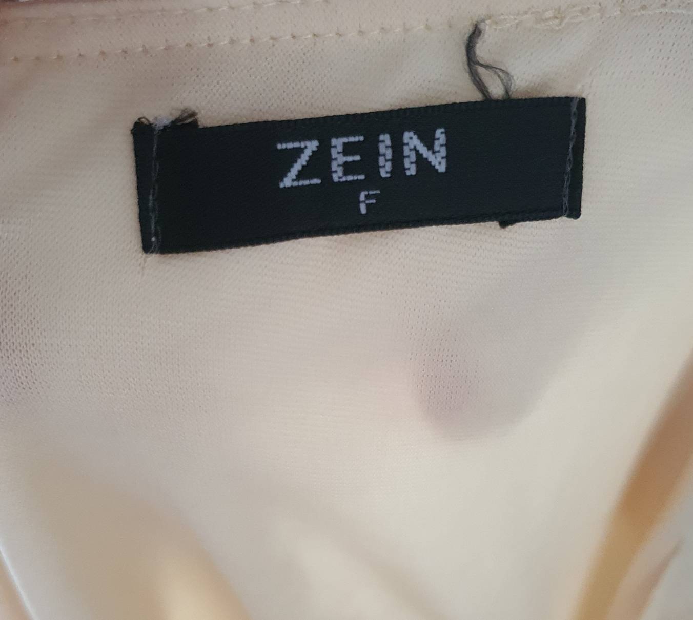 FF06133 เดรสแฟชั่น สีเหลือง มือสอง แบรนด์ ZEIN อก 33 นิ้ว