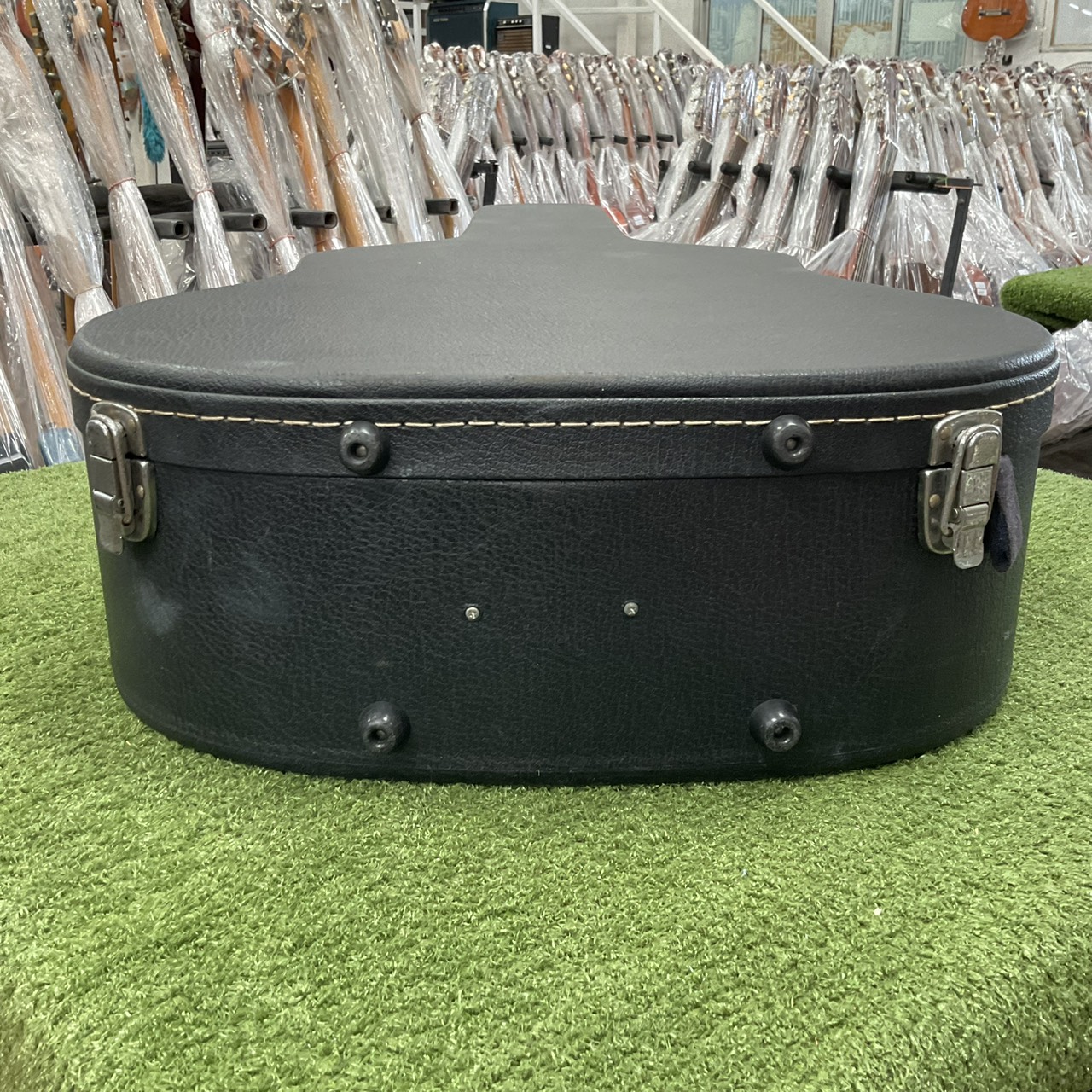 กล่องเคสกีต้าร์โปร่ง