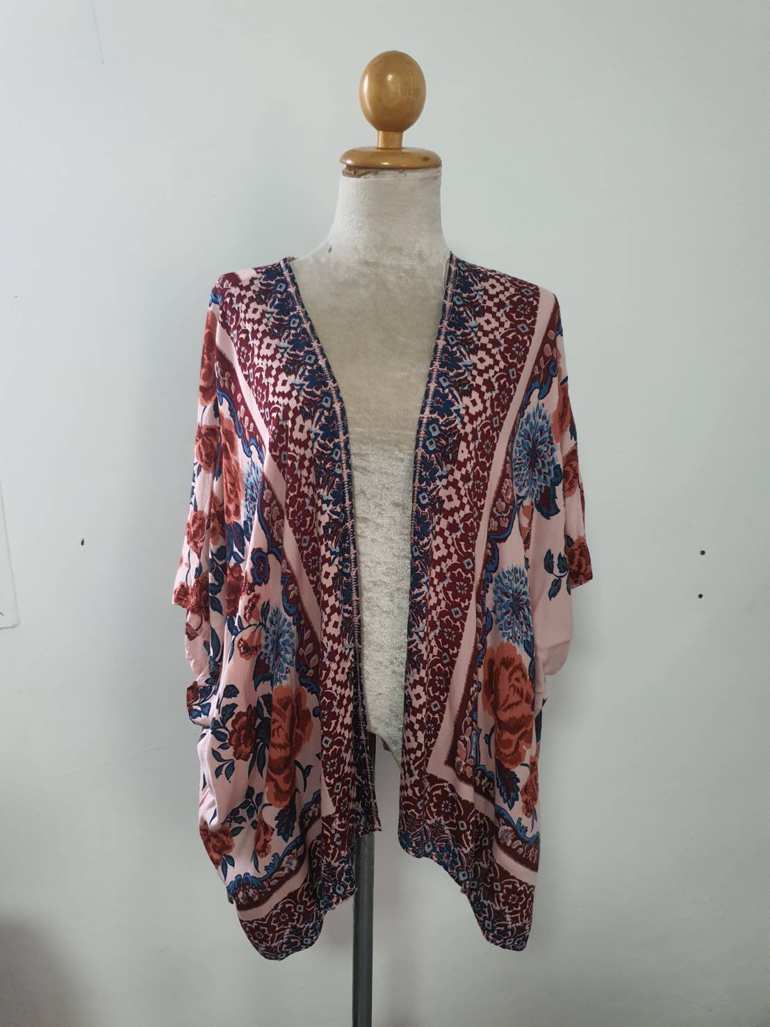 FF05624 เสือคลุมแฟชั่น มือสอง สวยๆ freesize