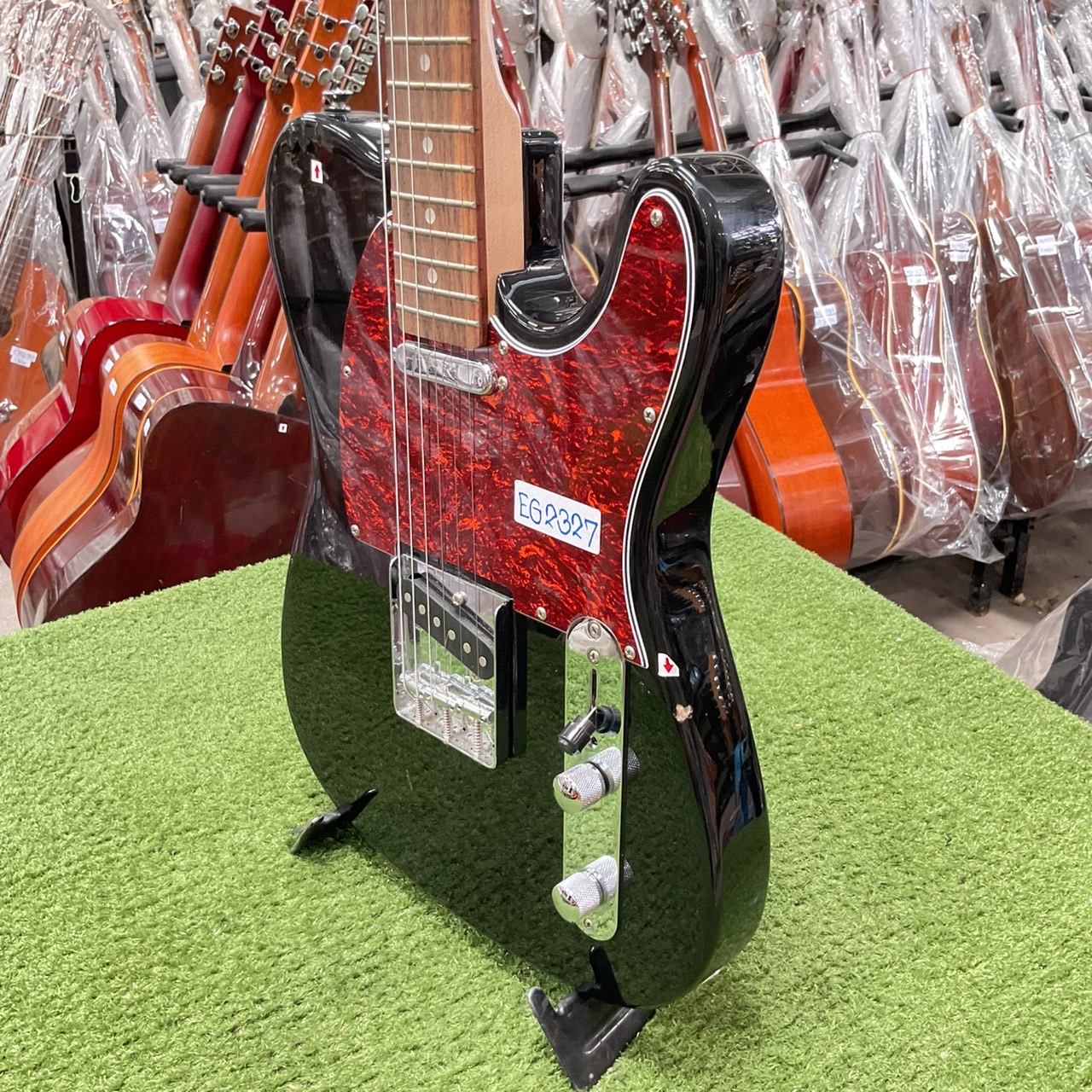 กีต้าร์ไฟฟ้า Legend