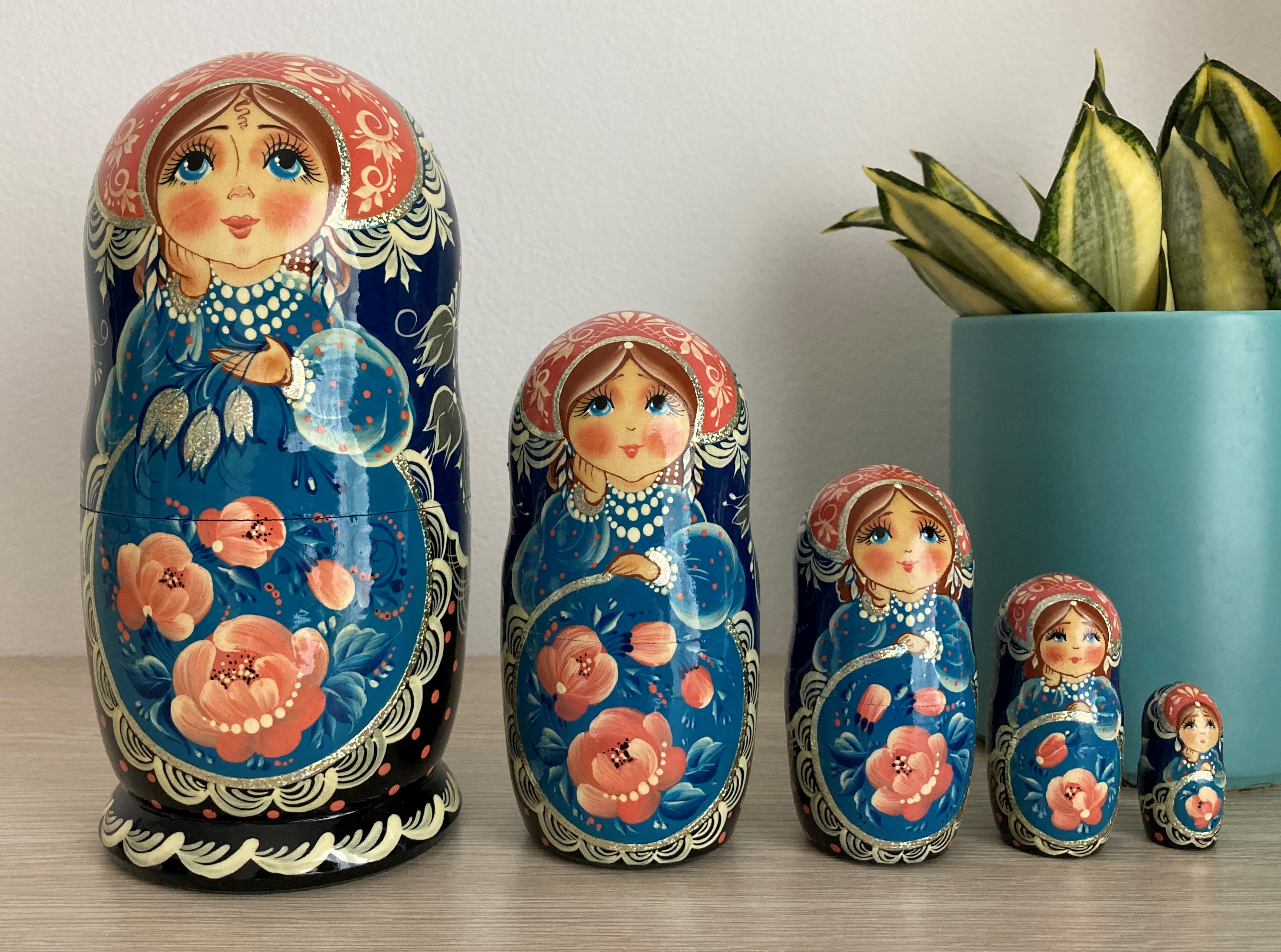 ตุ๊กตาแม่ลูกดก (Matryoshka) - Premium Doll From Russia With Love "Beautiful Girl 02"