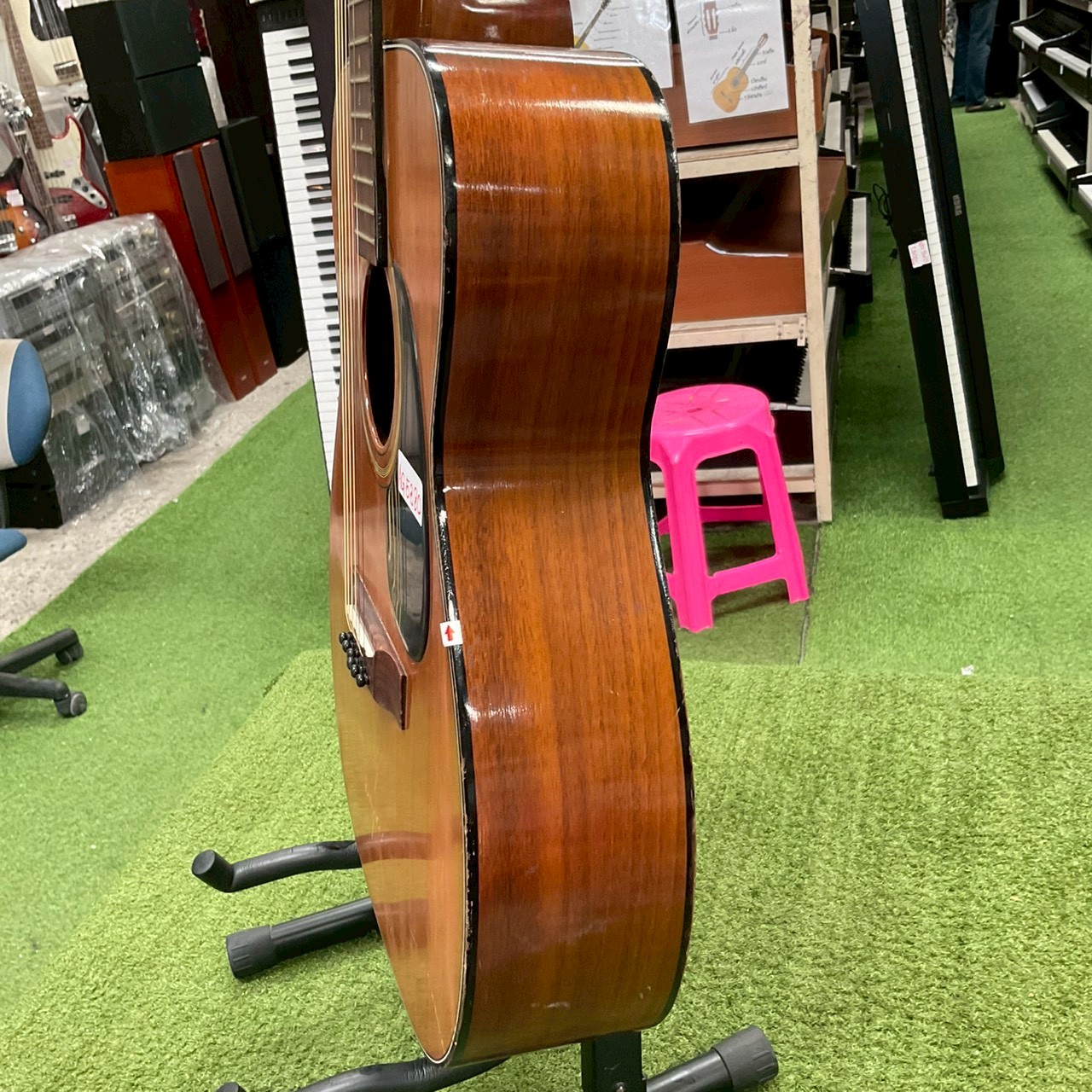 กีต้าร์โปร่ง Hotta&Co. : F90