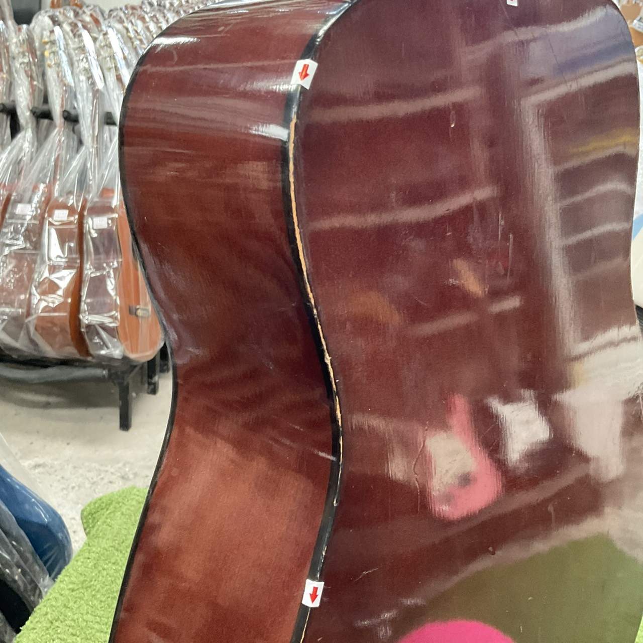 กีต้าร์โปร่ง YAMAHA : F-330J