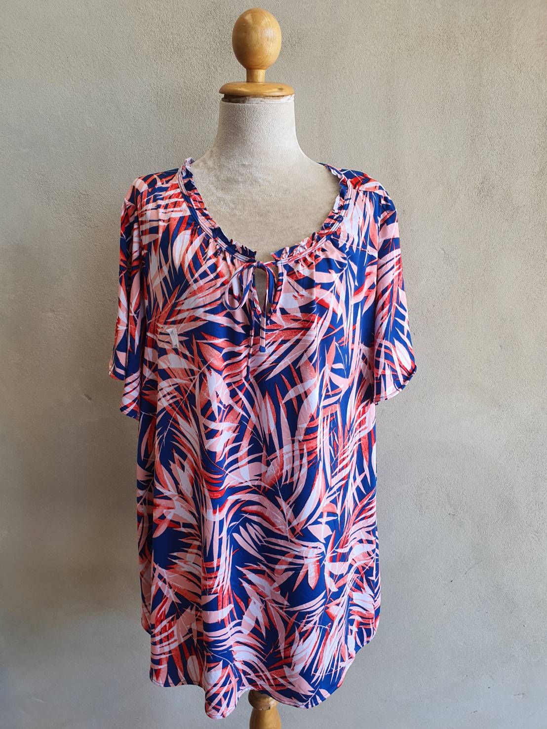 FF04886 เสื้อผ้ามือสอง สาวอวบ พลัสไซส์ ลวดลายสวย แบรนด์ LANE BRYABT อก 46-60 นิ้ว