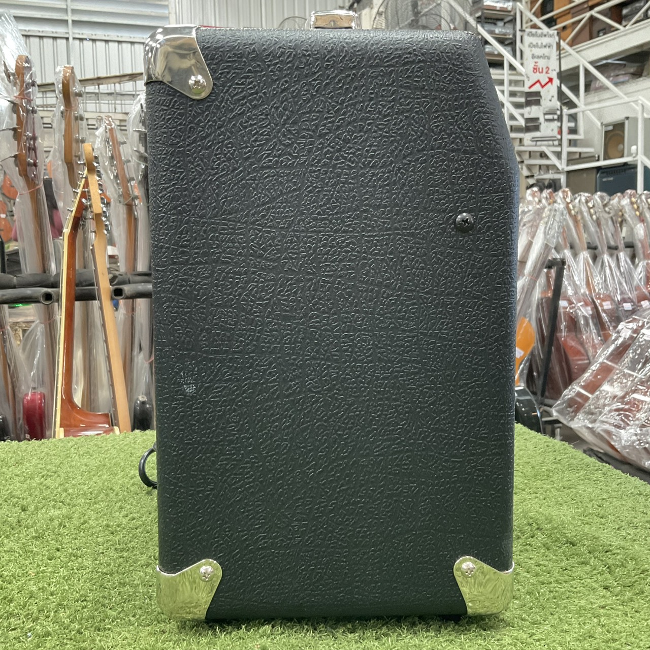 แอมป์เบส Fender : Bassboy