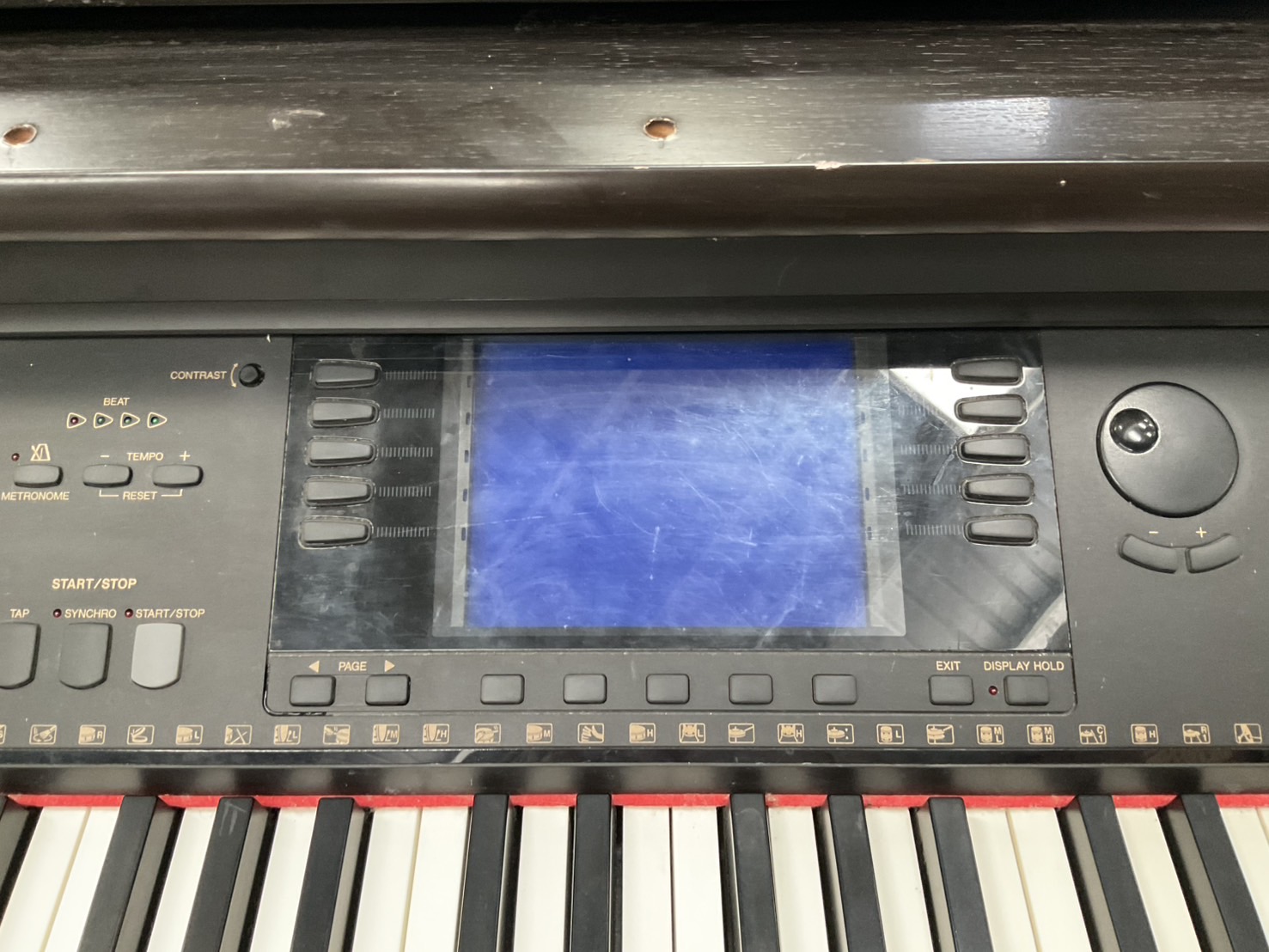 เปียโน YAMAHA : CVP-96 สินค้าไม่พร้อมใช้งาน (ต้องซ่อม)