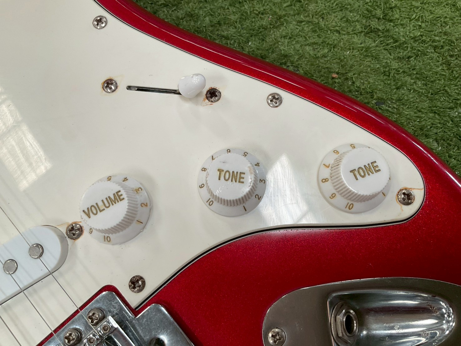 กีต้าร์ไฟฟ้า Legend