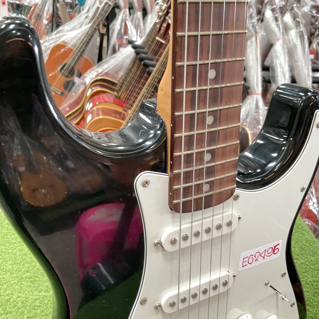 กีต้าร์ไฟฟ้า SELDER