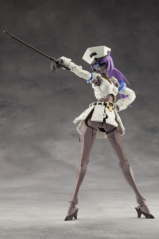 MEGALOMARIA UNLIMITED UNIVERSE VANGUARD LEADER Plastic Model(Pre-order)