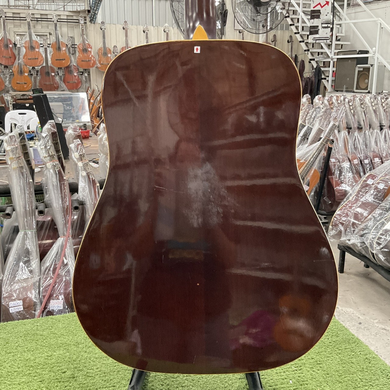 กีต้าร์โปร่ง Three S : W-150