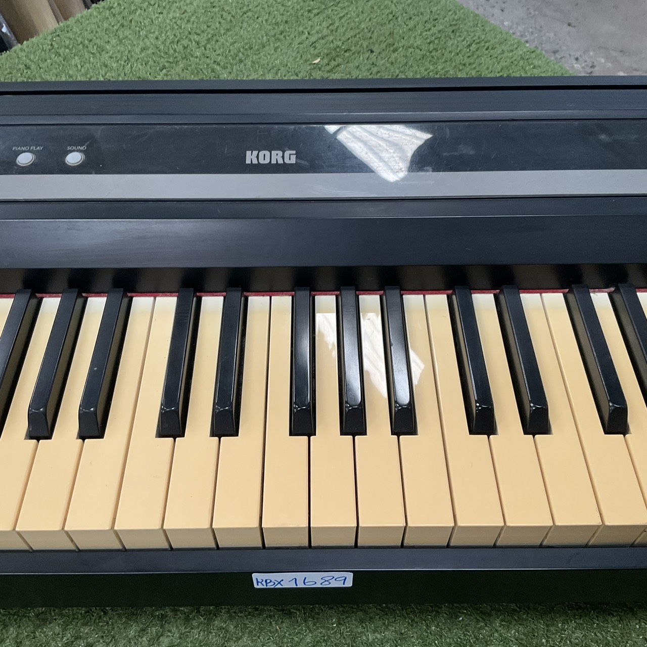 เปียโน KORG : SP-170S สินค้าไม่พร้อมใช้งาน (ต้องซ่อม)