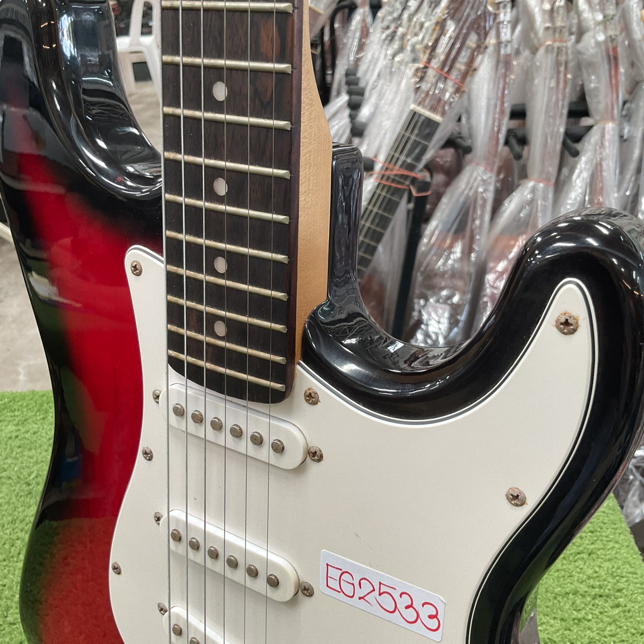 กีต้าร์ไฟฟ้า SELDER