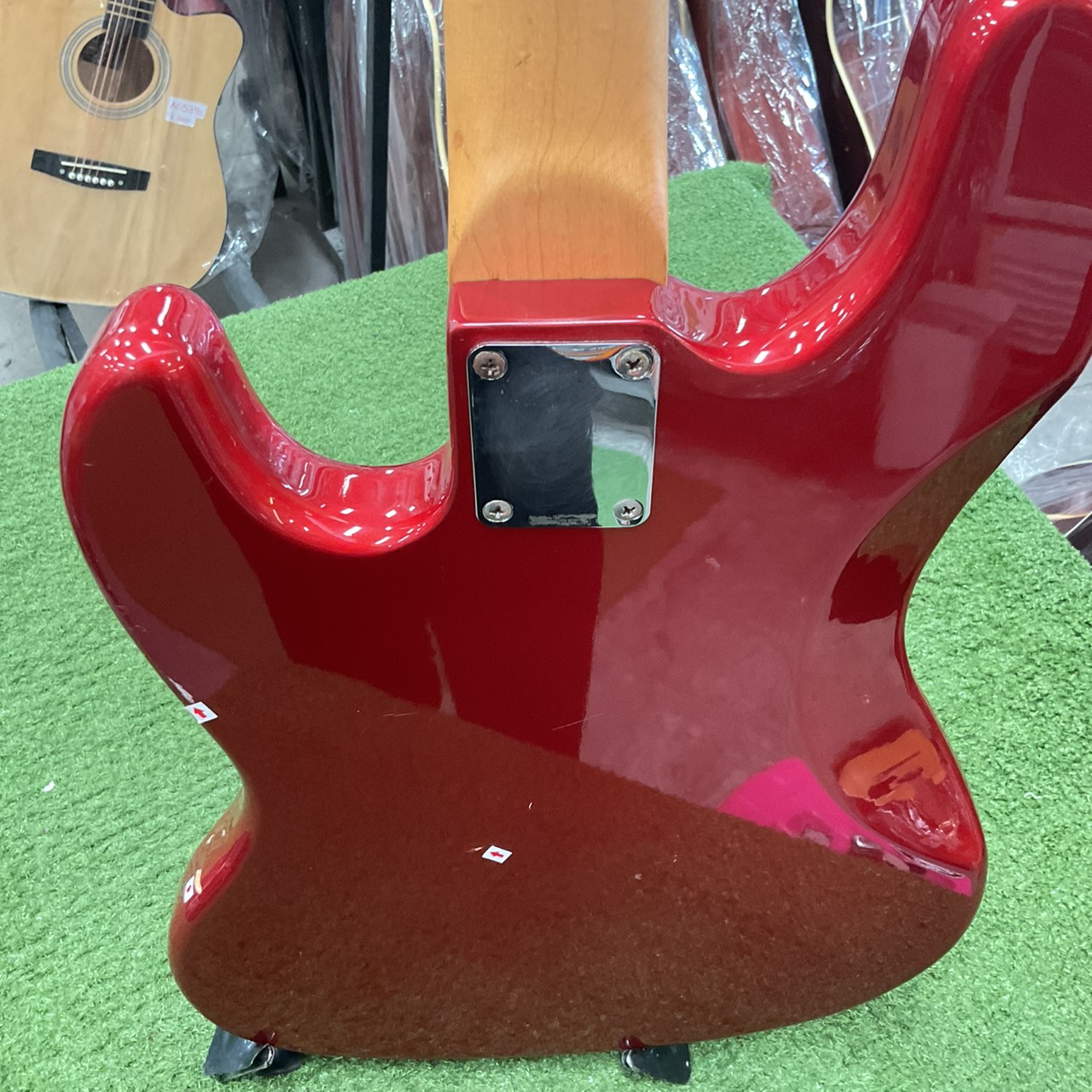 กีต้าร์เบส BUSKER'S