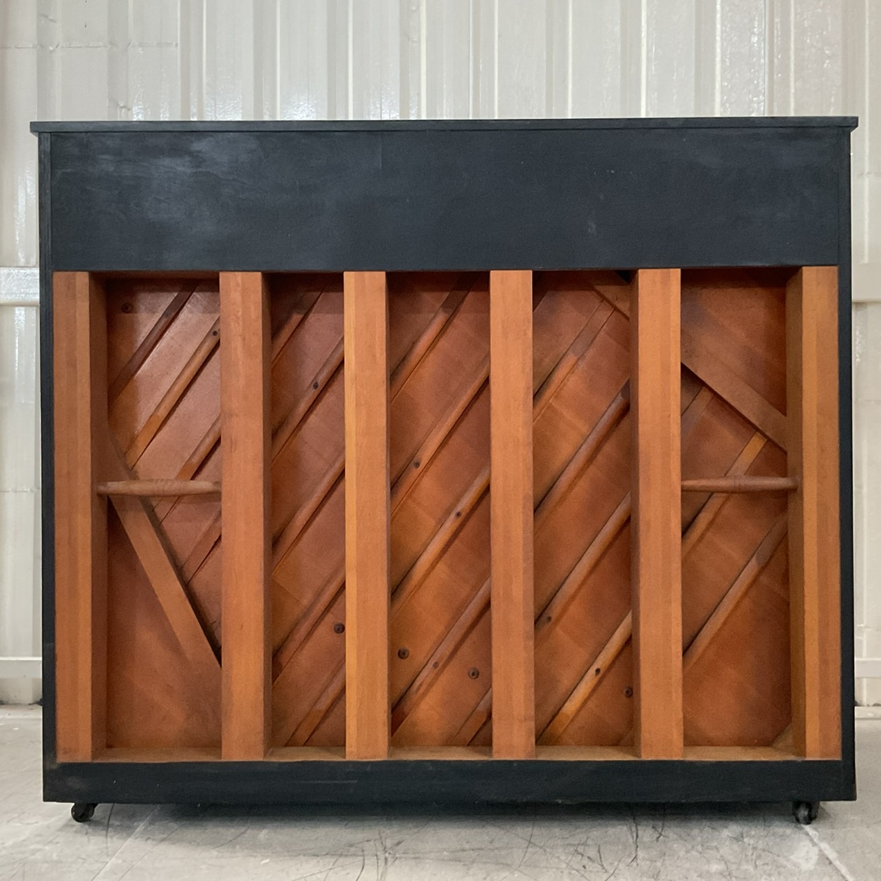 เปียโน MIKI