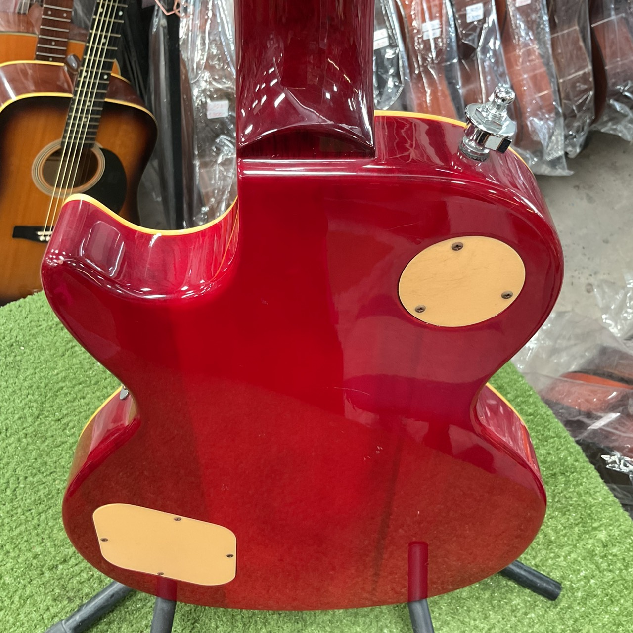 กีต้าร์ไฟฟ้า PhotoGenic