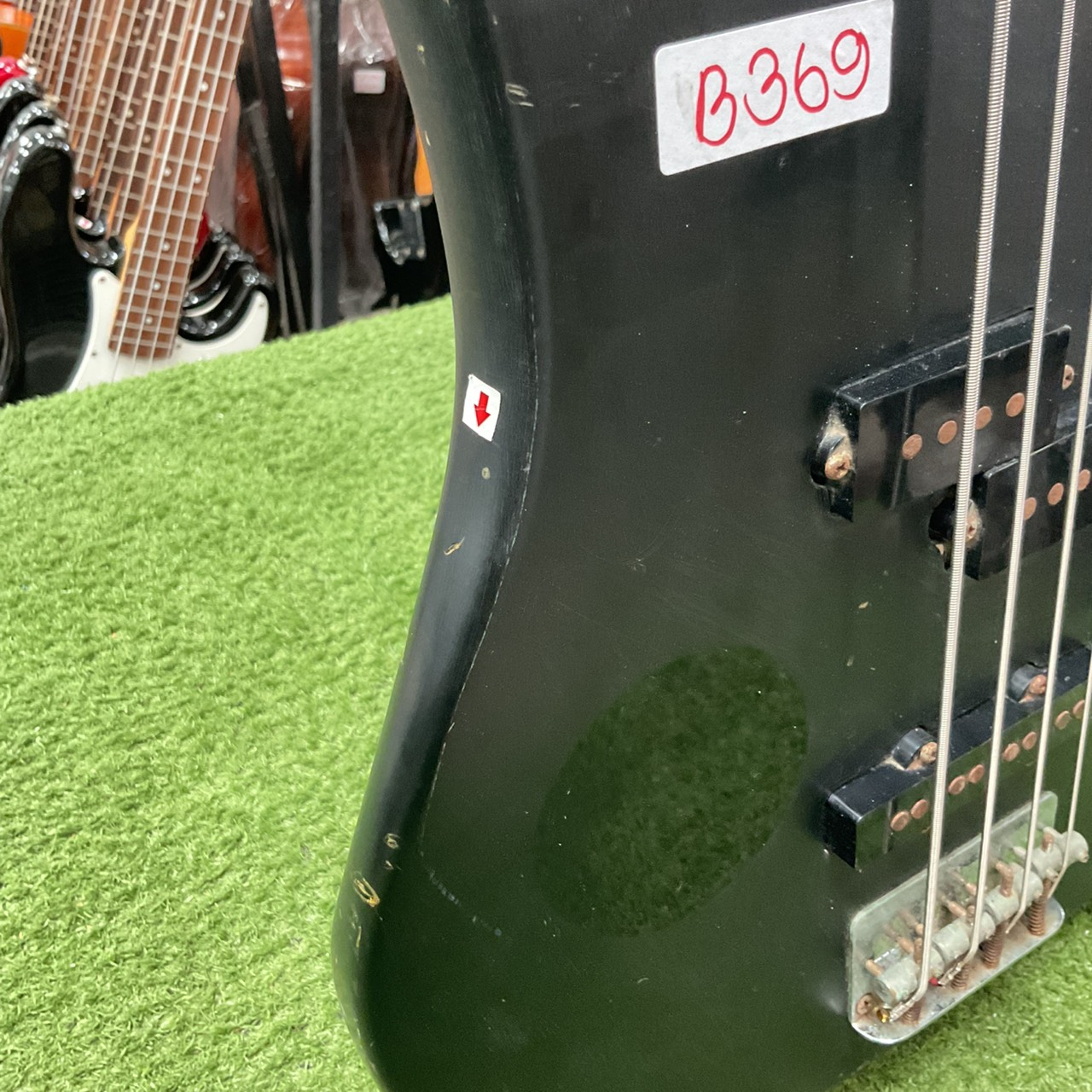 กีต้าร์เบส FERNANDES : LIMITED EDITION