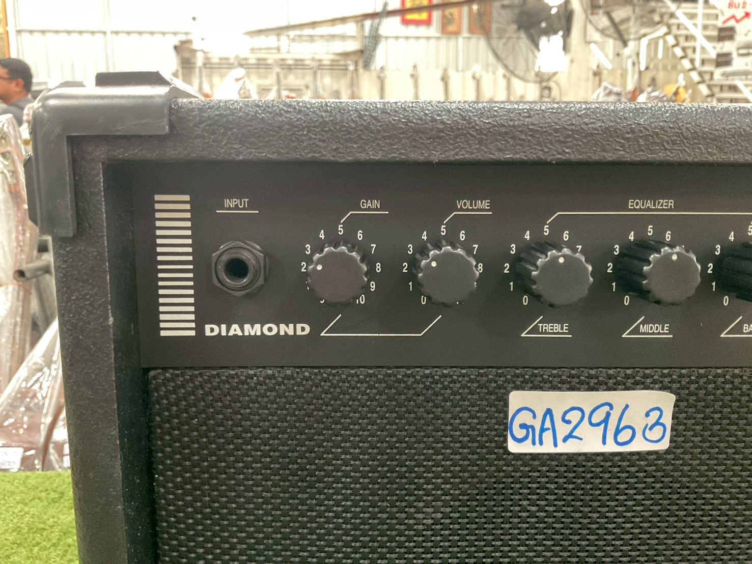 แอมป์กีต้าร์ DIAMOND : AX-08