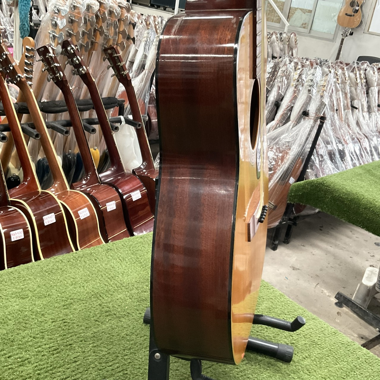 กีต้าร์โปร่ง YAMAHA : FG-160