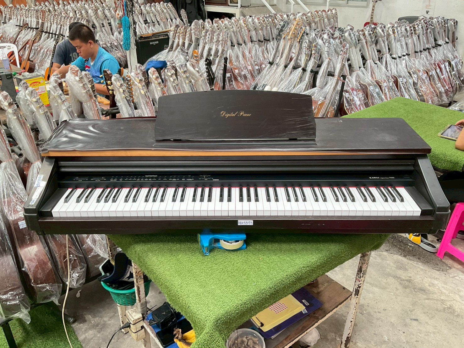 เปียโน KAWAI : PW700 สินค้าไม่พร้อมใช้งาน (ต้องซ่อม)