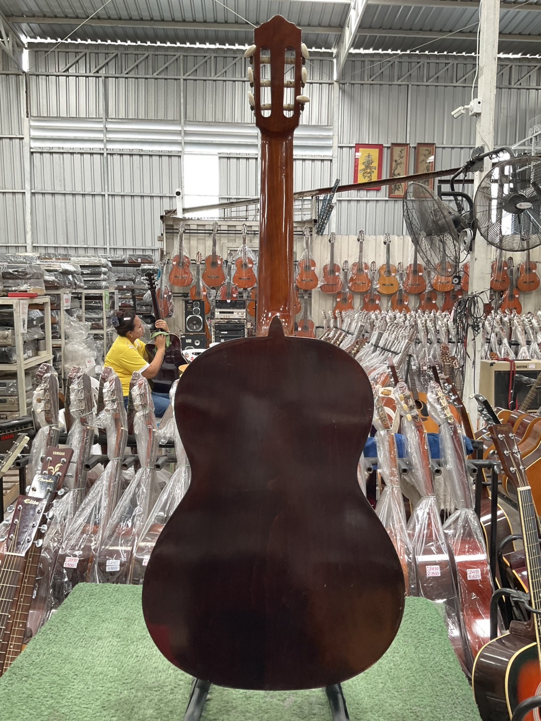 กีต้าร์คลาสสิค ZEN-ON GUT : No.60