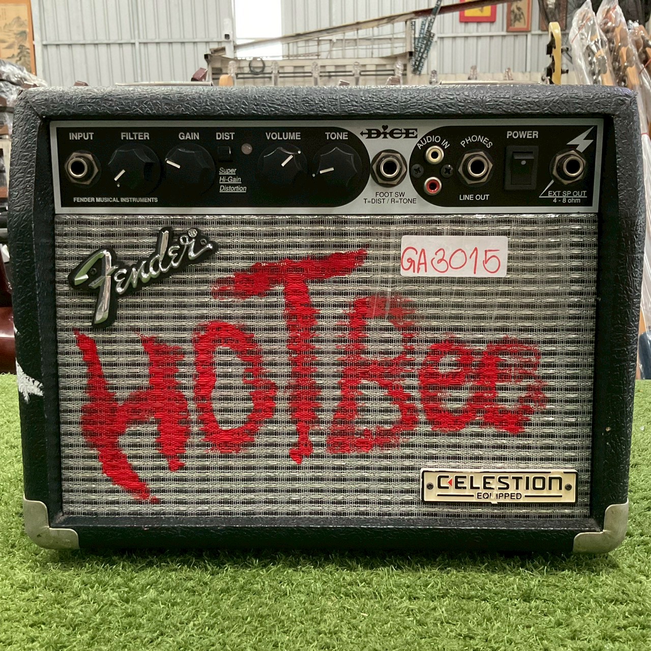 แอมป์กีต้าร์ Fender : DiCE