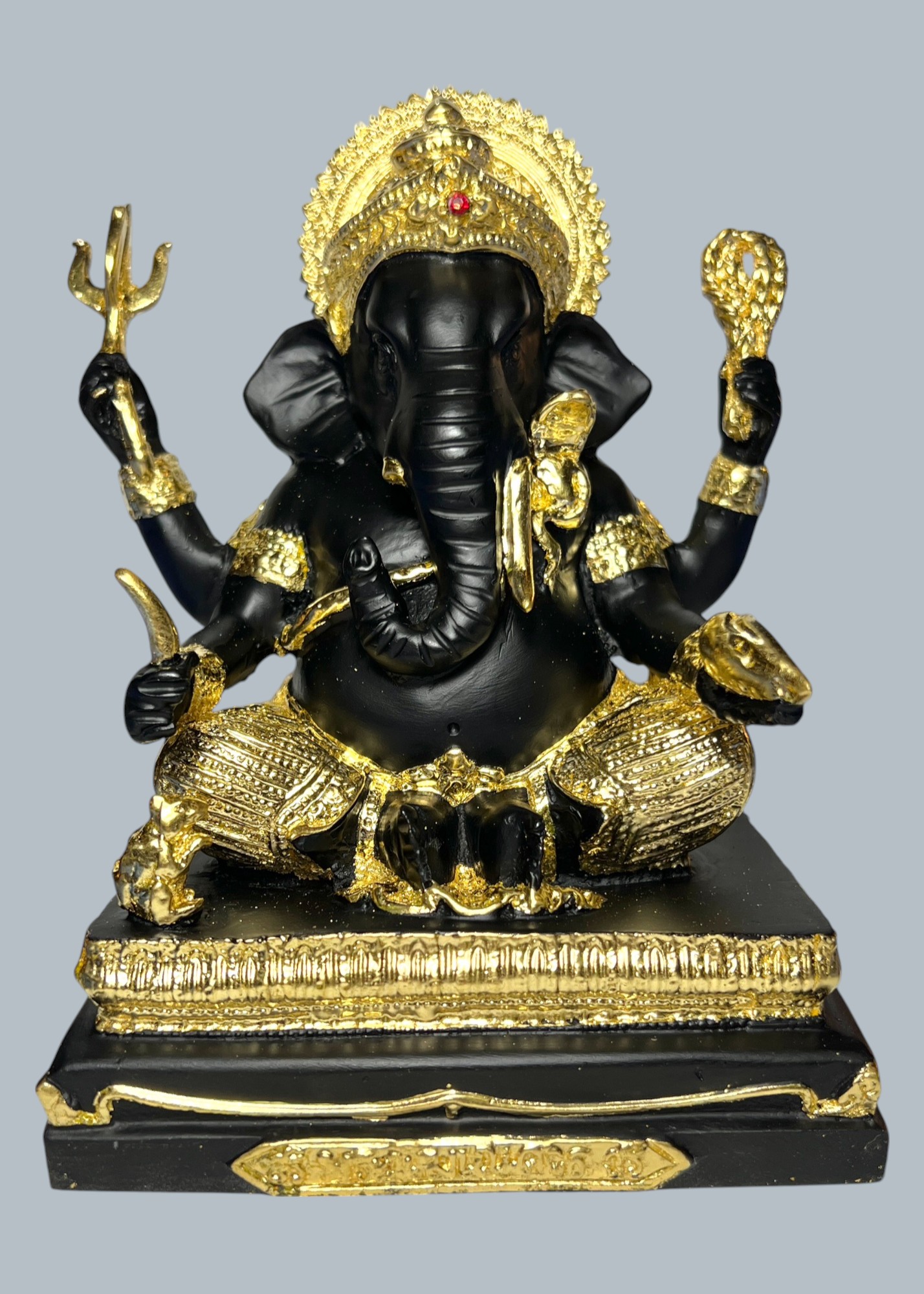 พระพิฆเนศวร (ขนาดบูชาปิดทอง, ปางนั่งประทานพร) Ganesha. (altar statue, gilded version, seated in bestowing blessings posture) SKU-03769