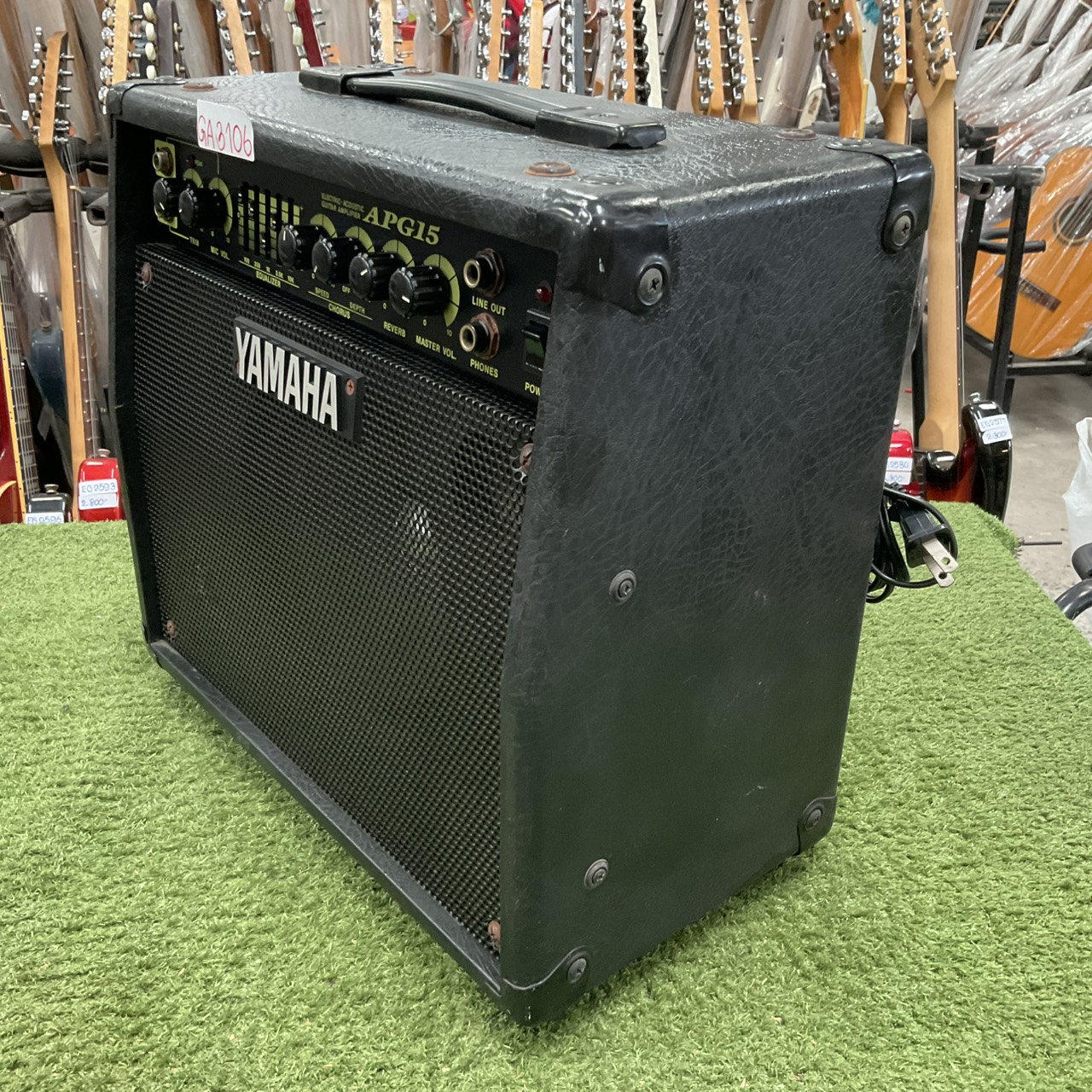 แอมป์กีต้าร์ YAMAHA : APG15