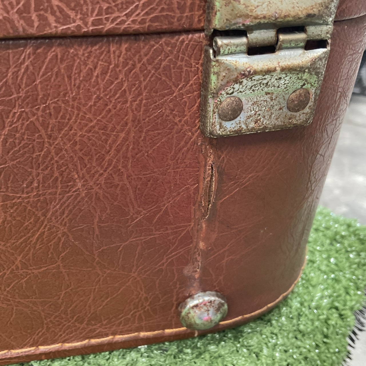 กล่องเคสกีต้าร์โปร่ง