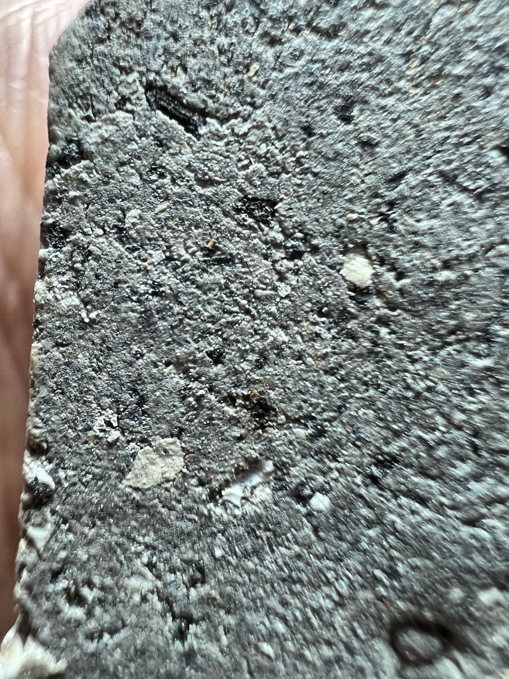 พระขุนแผนผงพิเศษ (พิมพ์ร่ายเวทย์เสกสามกุมาร,โค้ดพิเศษ) Mystic Powder Khun Phaen. (three Kuman Thong spellcasting style,special code) SKU-03987