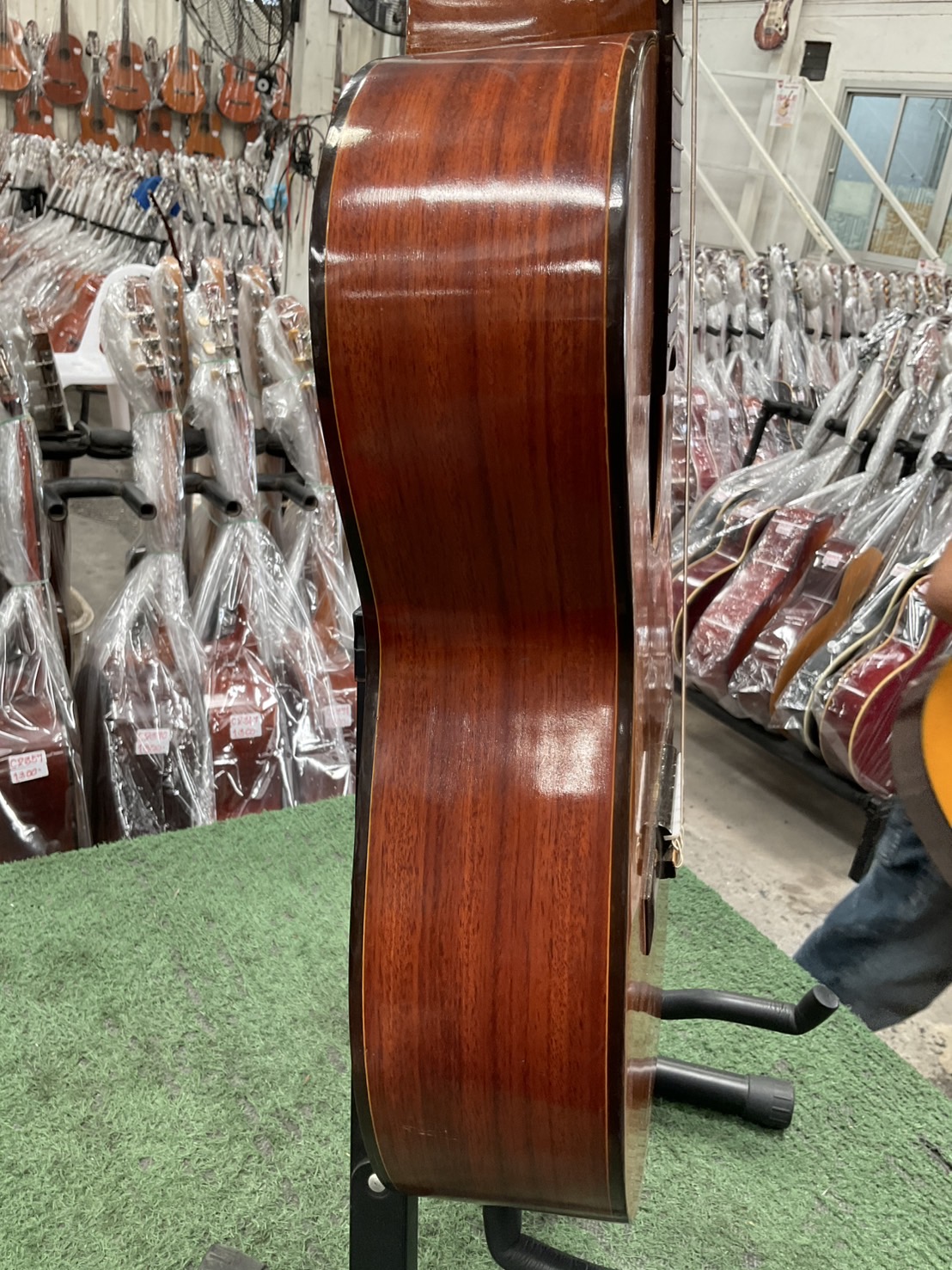 กีต้าร์คลาสสิค ZEN-ON GUT : No.90