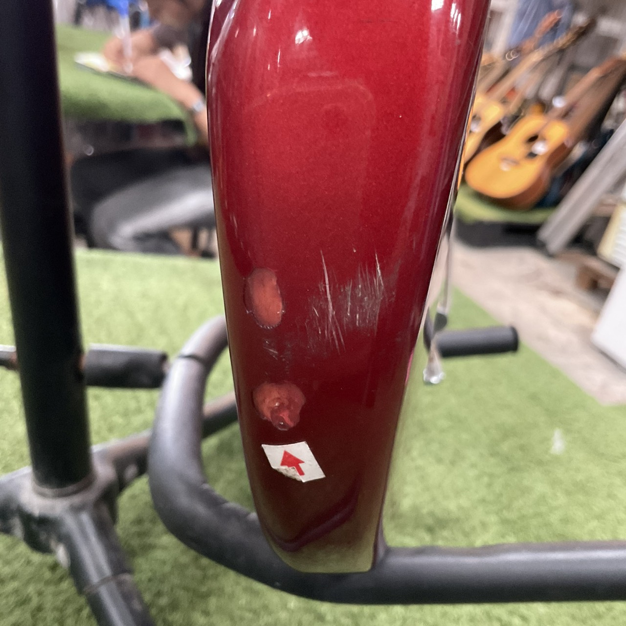 กีต้าร์เบส BUSKER'S