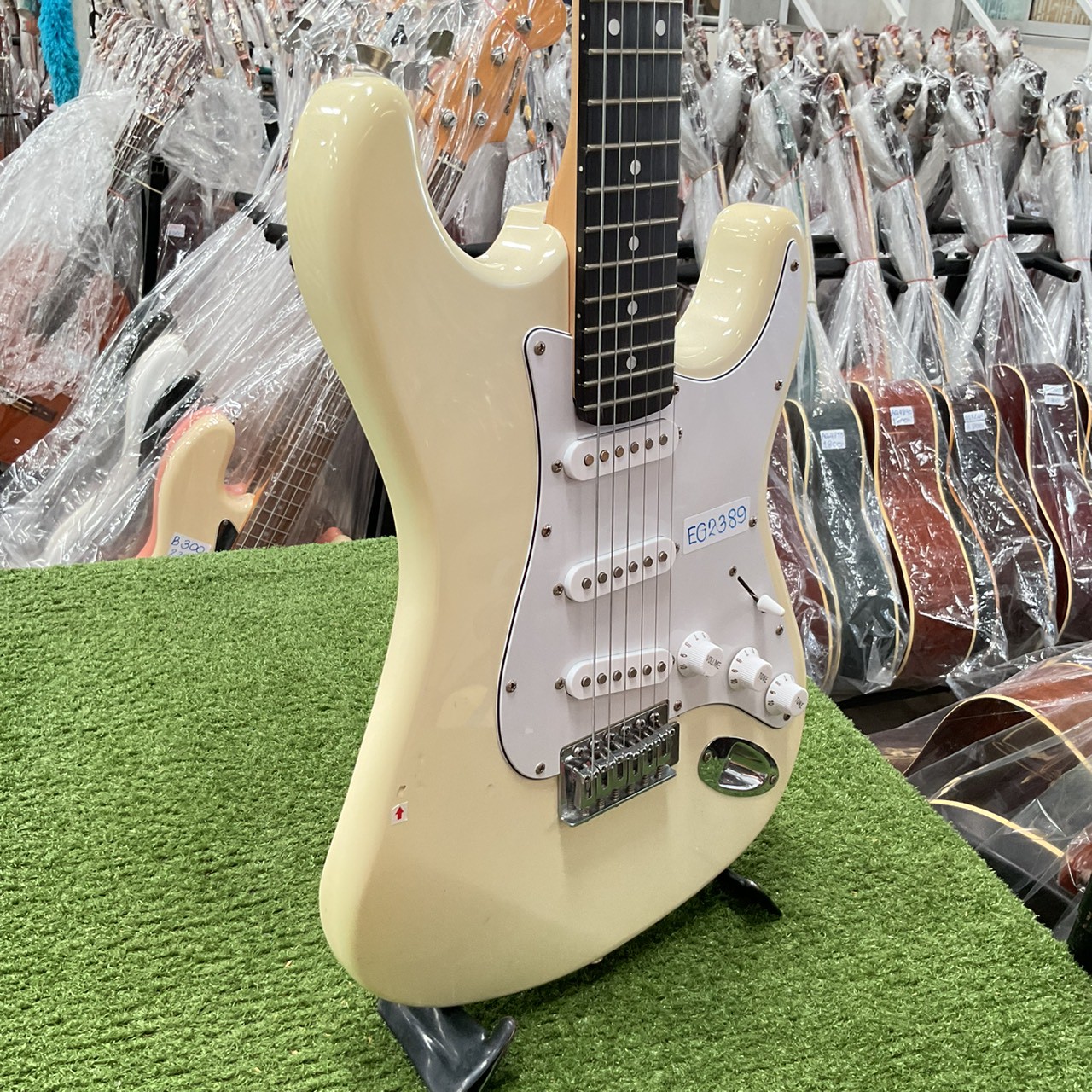 กีต้าร์ไฟฟ้า SELDER